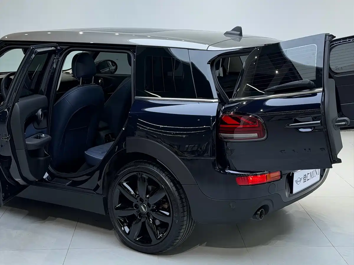 صورة 5 - MINI CLUBMAN