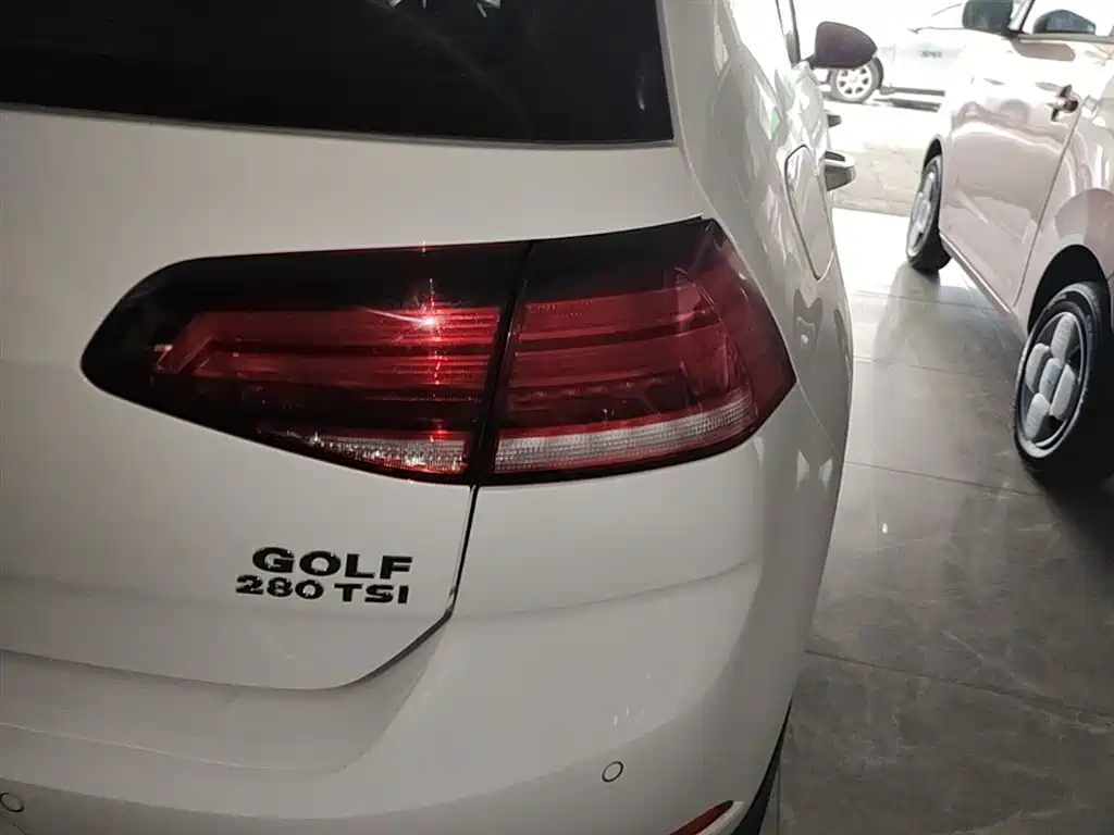 Volkswagen Golf 2019 280TSI DSG Comfort (China V) фото 8