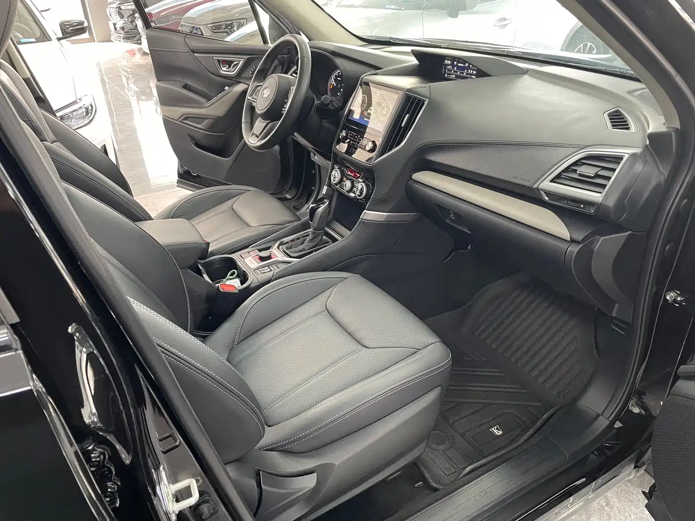 Subaru Forester 2022 2.0i AWD Luxury Edition with EyeSight фото 8