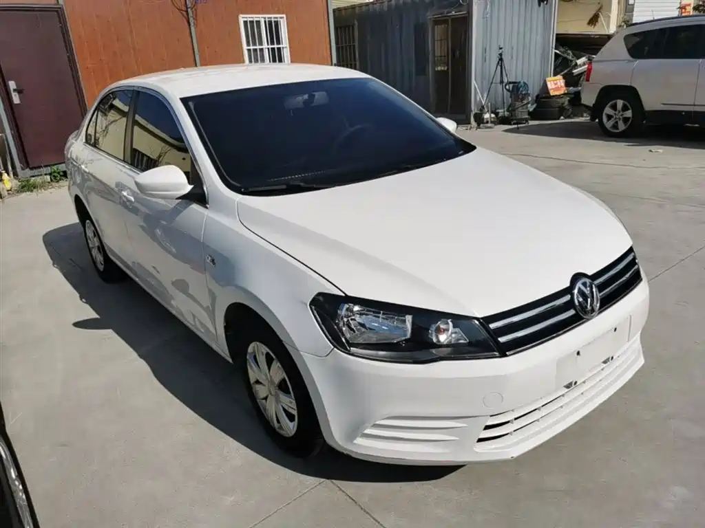 Volkswagen Jetta 2015 Quality Edition 1.4L Manual Fashion фото 4