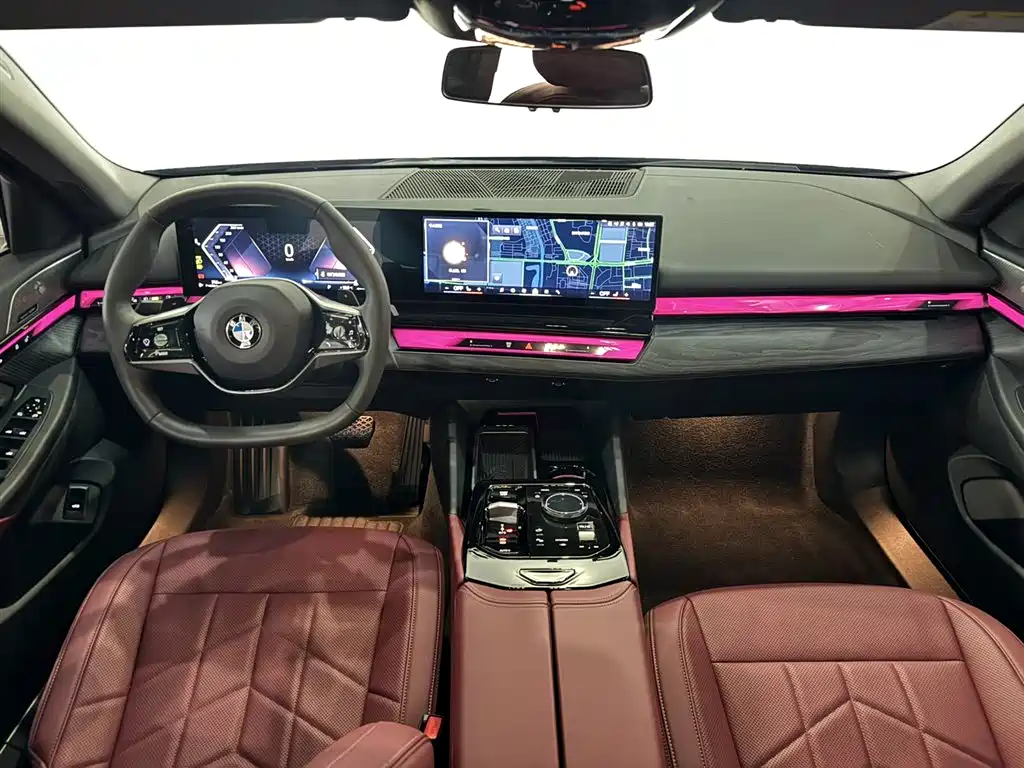 BMW 5 Series 2024 530Li Leading Model Luxury Package фото 10