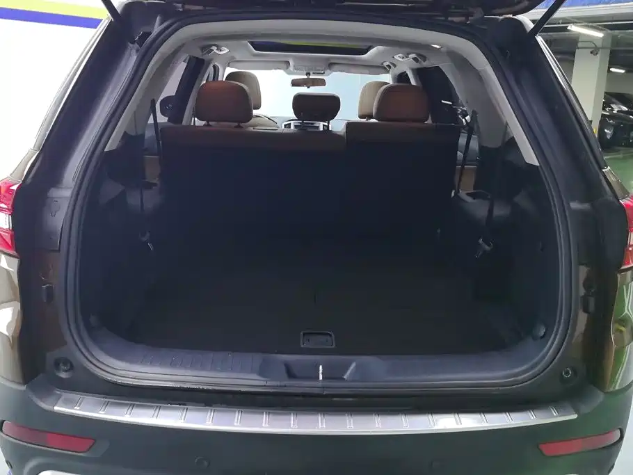 Changan CS95 2017 2017 2.0T FWD Zhiyuan Edition
