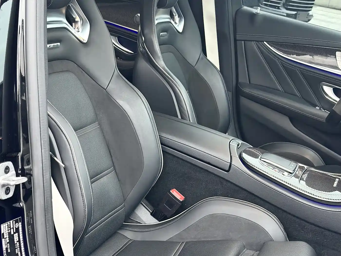 MERCEDES-BENZ E CLASS AMG