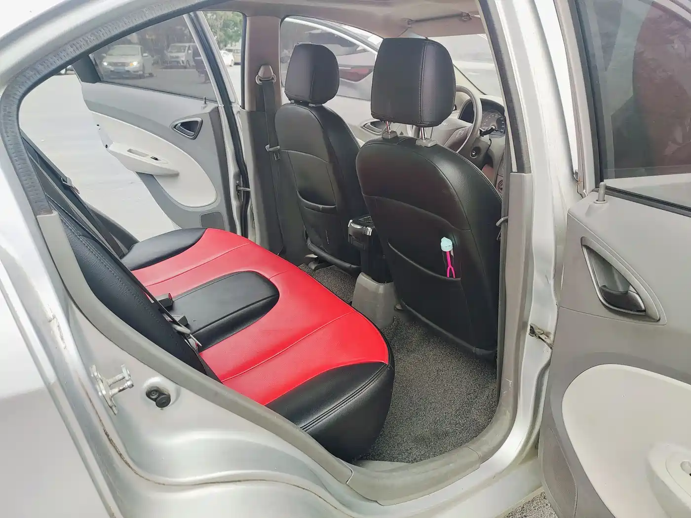 Chevrolet Sail 2013 Sedan 1.4L Manual Premium Edition фото 3