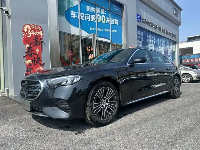 MERCEDES-BENZ E CLASS