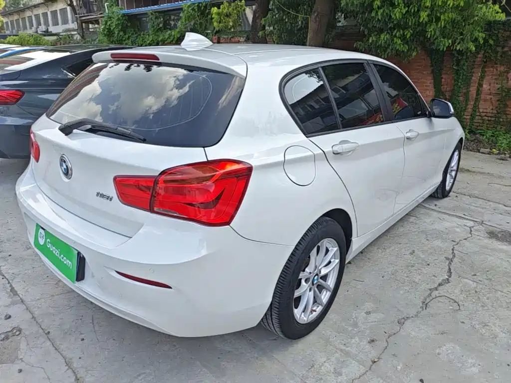 BMW 1 Series (Import) 2019 2018 118i Leading