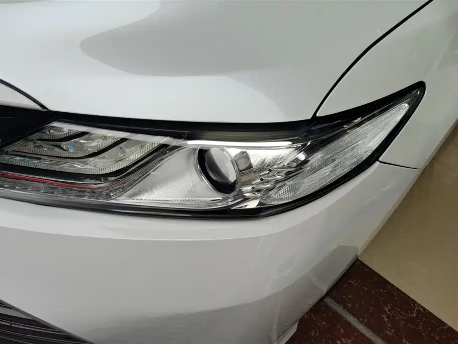 Toyota Camry 2019 2.0G Luxury Edition China VI фото 5