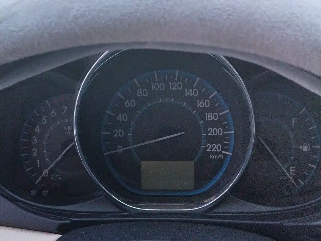 Toyota Vios 2014 1.3L Automatic Stylish Edition фото 12