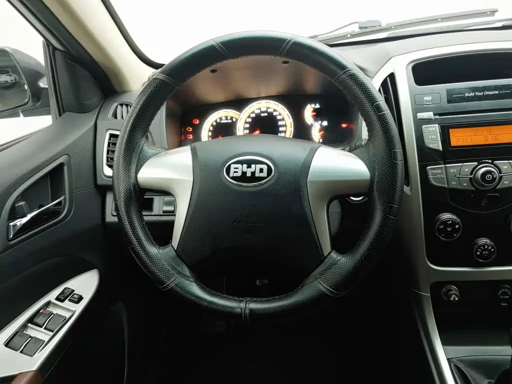 BYD F3 2016 2015 Energy-saving Edition 1.5L Manual Luxury