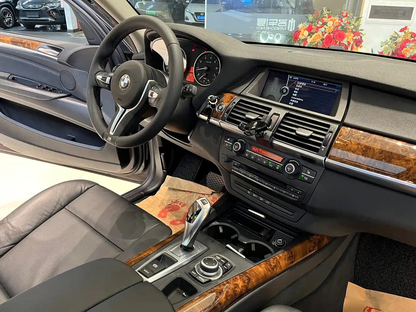 BMW X5 (Import) 2013 xDrive35i Leading фото 20