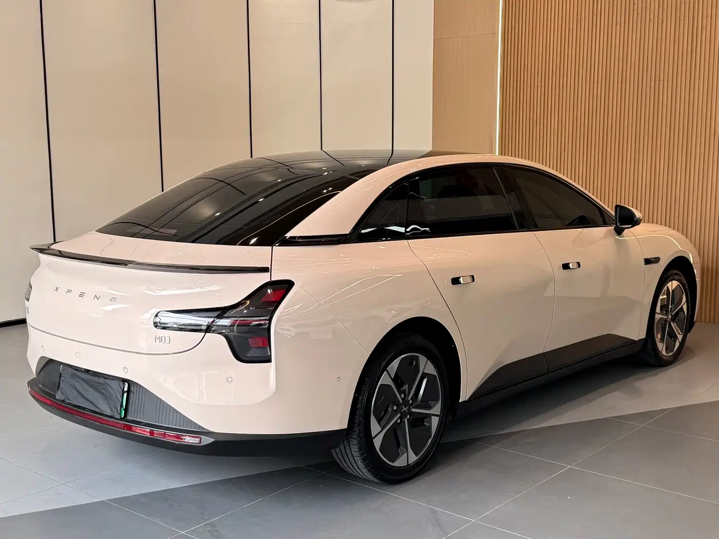 XIAOPENG MONA M03