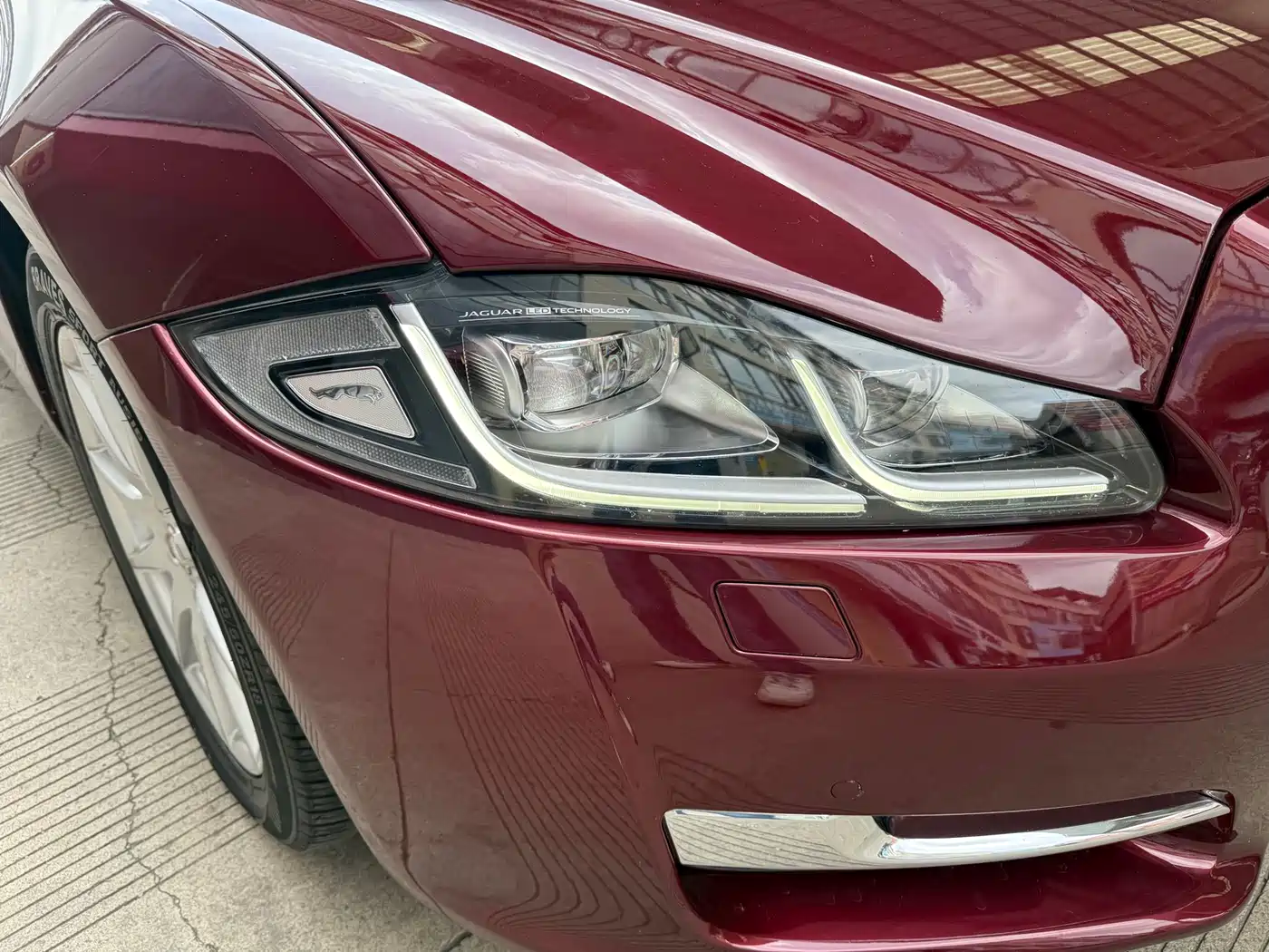 Photo 30 - Jaguar XJ