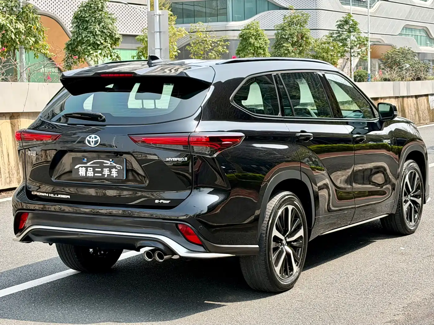 Toyota Crown Kluger 2024 2.5L HEV 4WD Luxury Edition фото 6