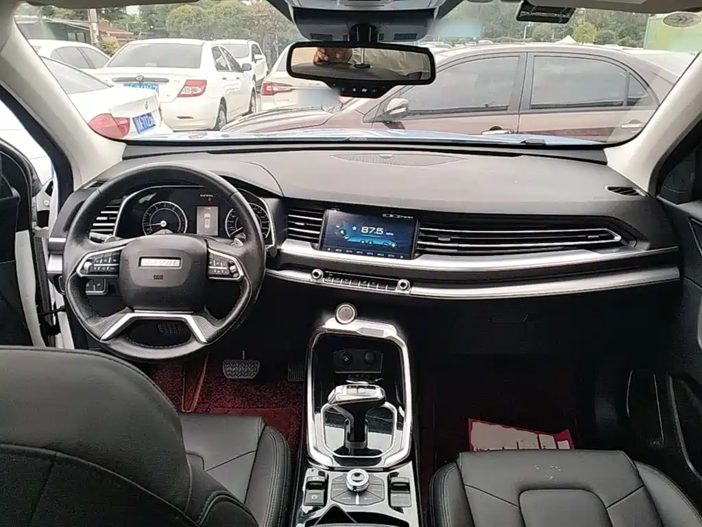 Фото 6 - Haval H6