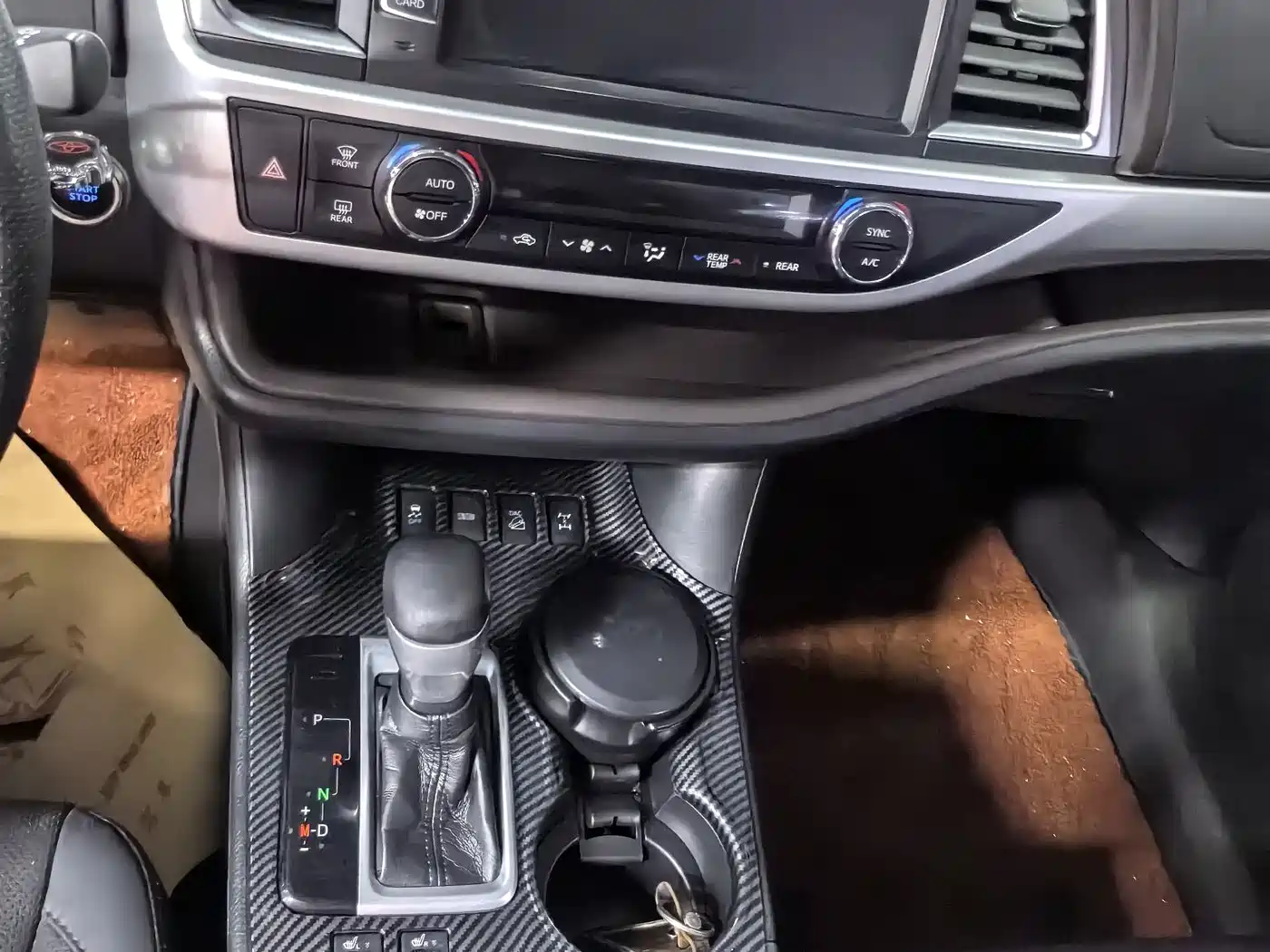 Toyota Highlander 2018 2.0T 4WD Luxury 7-seater China VI фото 11