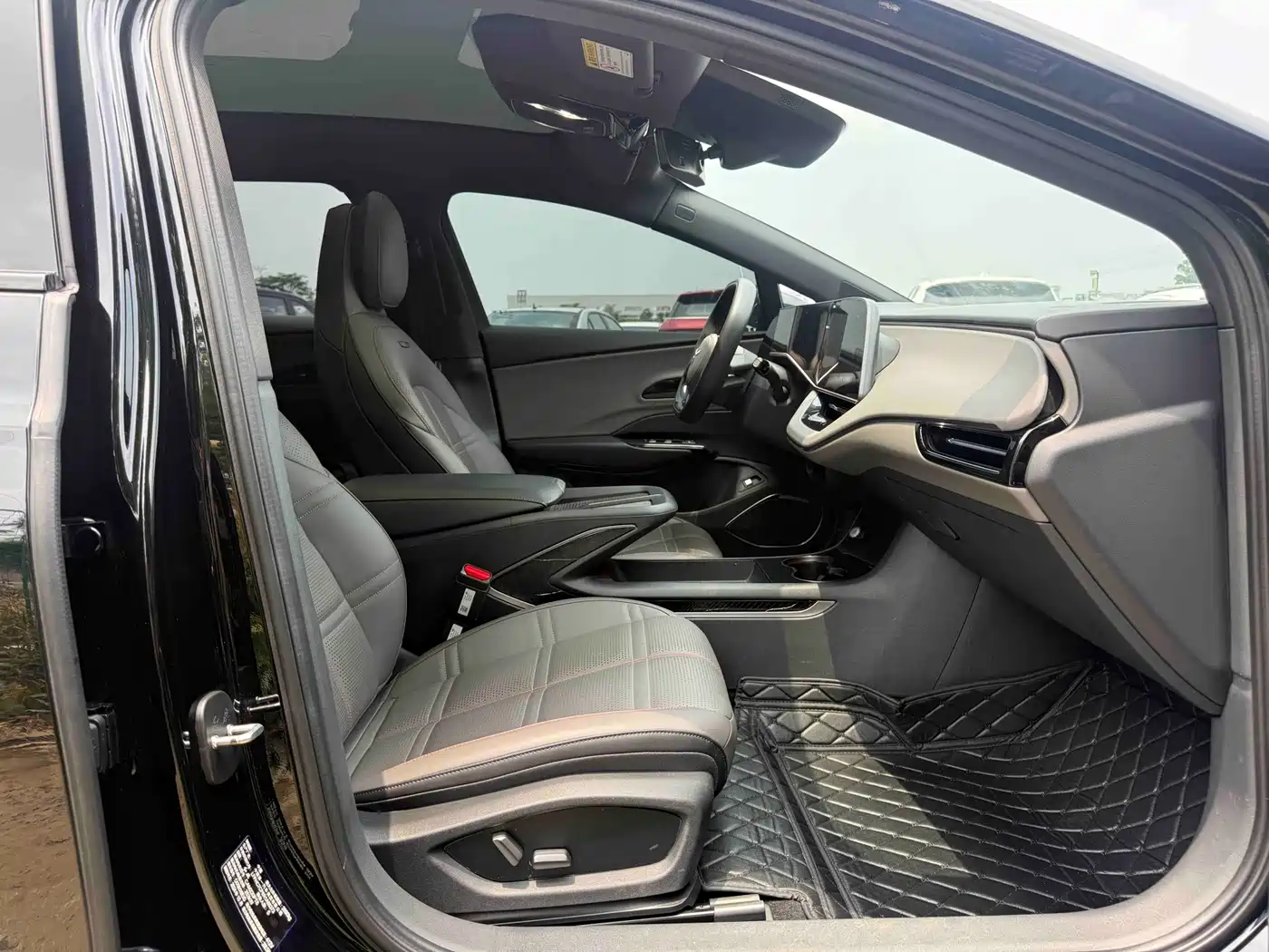 Hongqi EH7 2025 2024 690 Pro