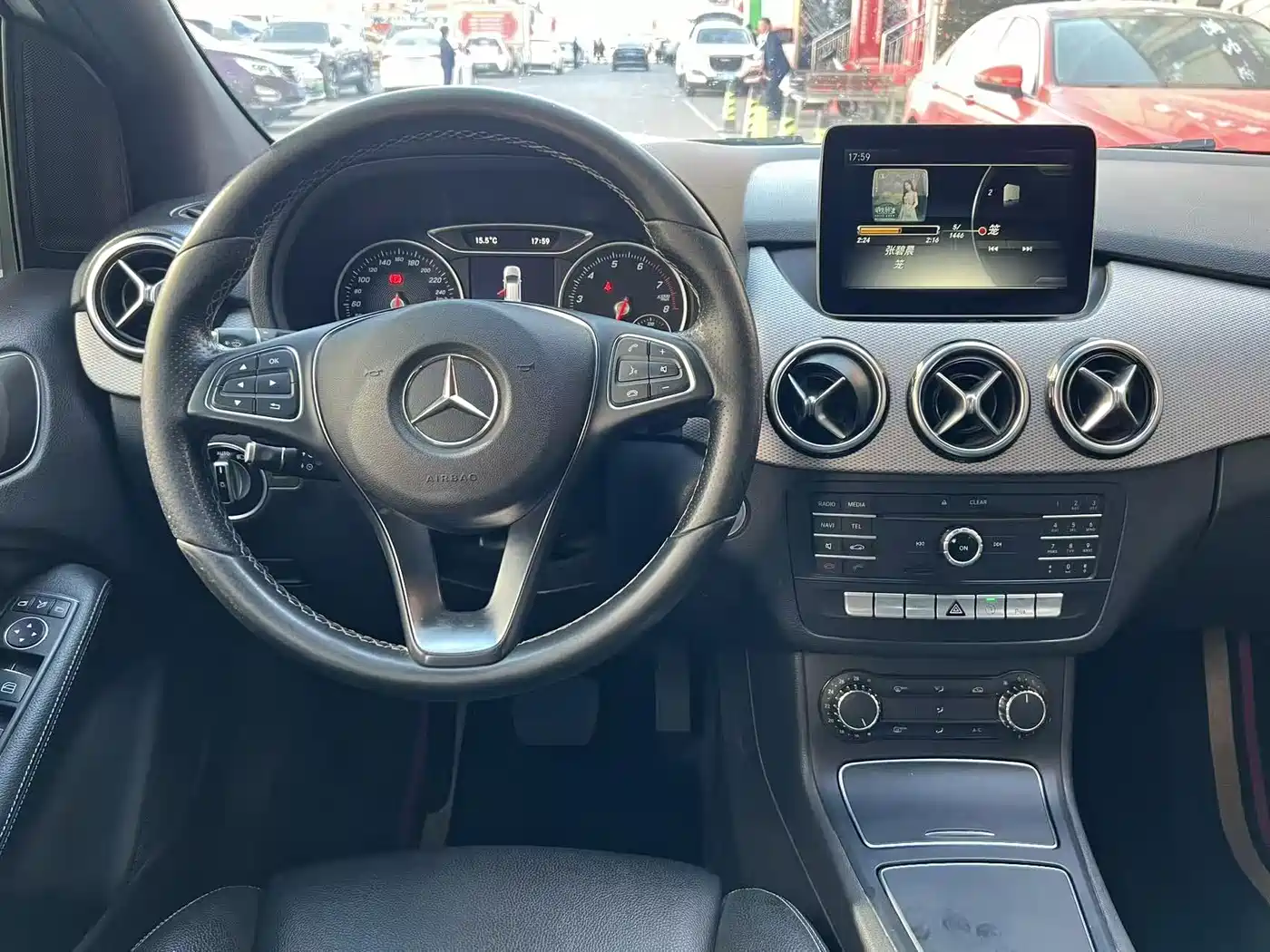 Mercedes-Benz B-Class 2017 B 200 Dynamic фото 6