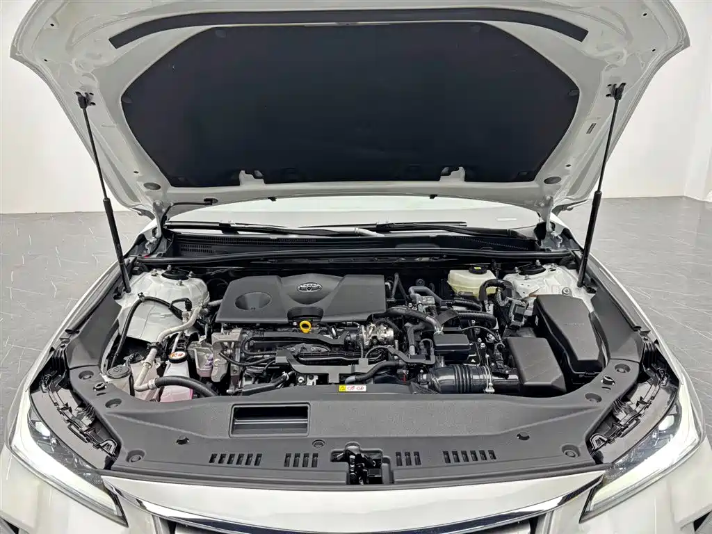 Toyota Avalon 2024 Model Hybrid 2.0L Prestige Edition фото 25