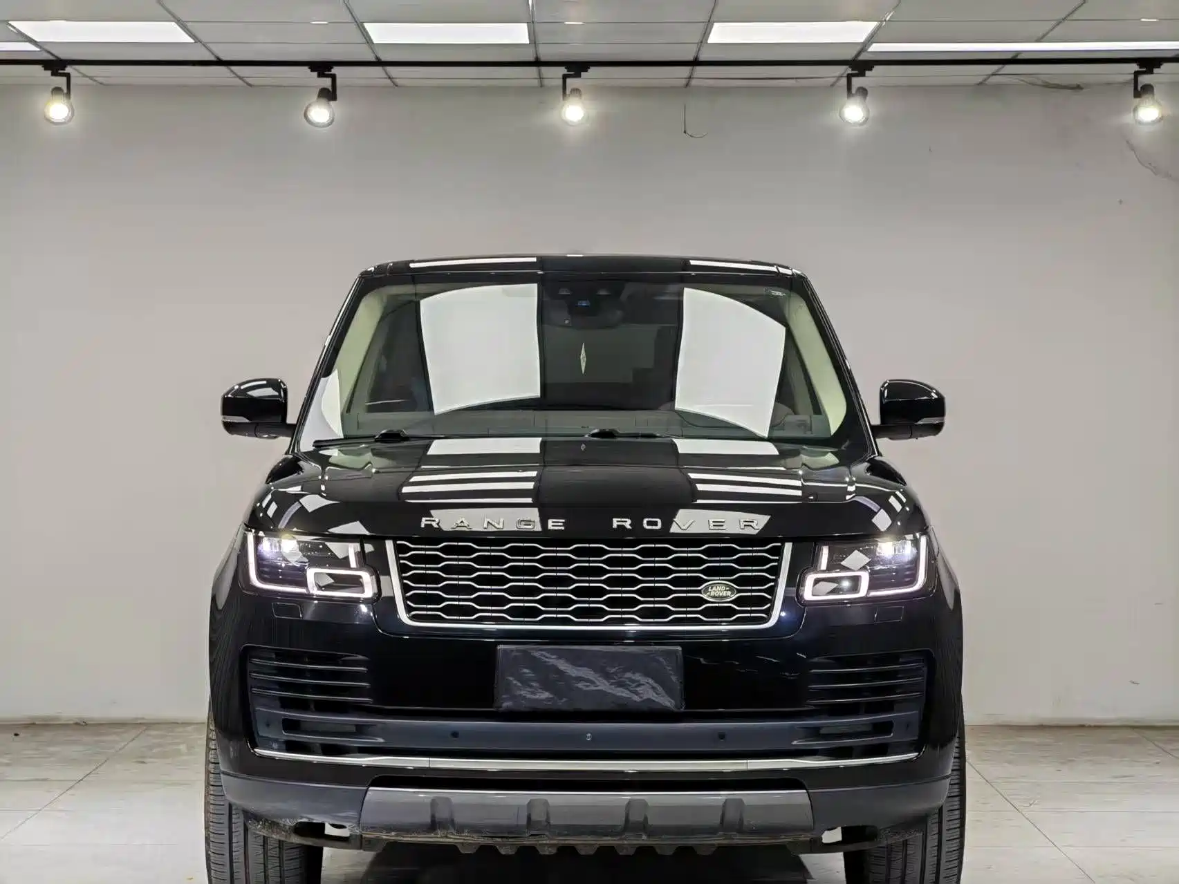 Фото 1 - Land Rover Range Rover