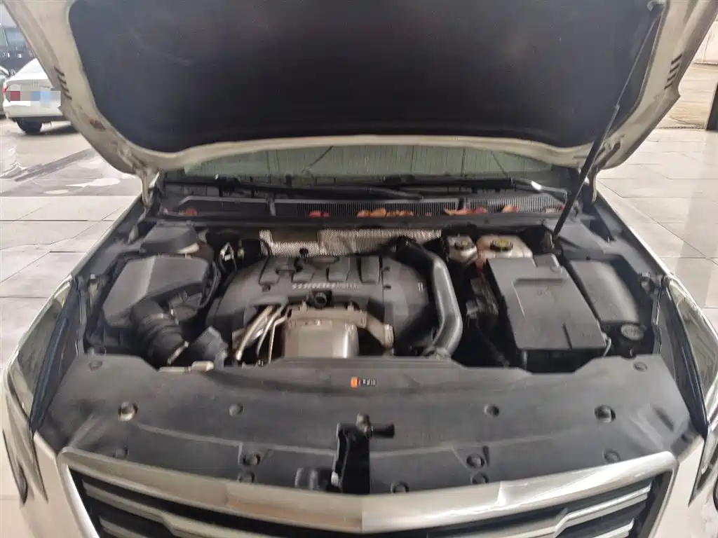CADILLAC XTS