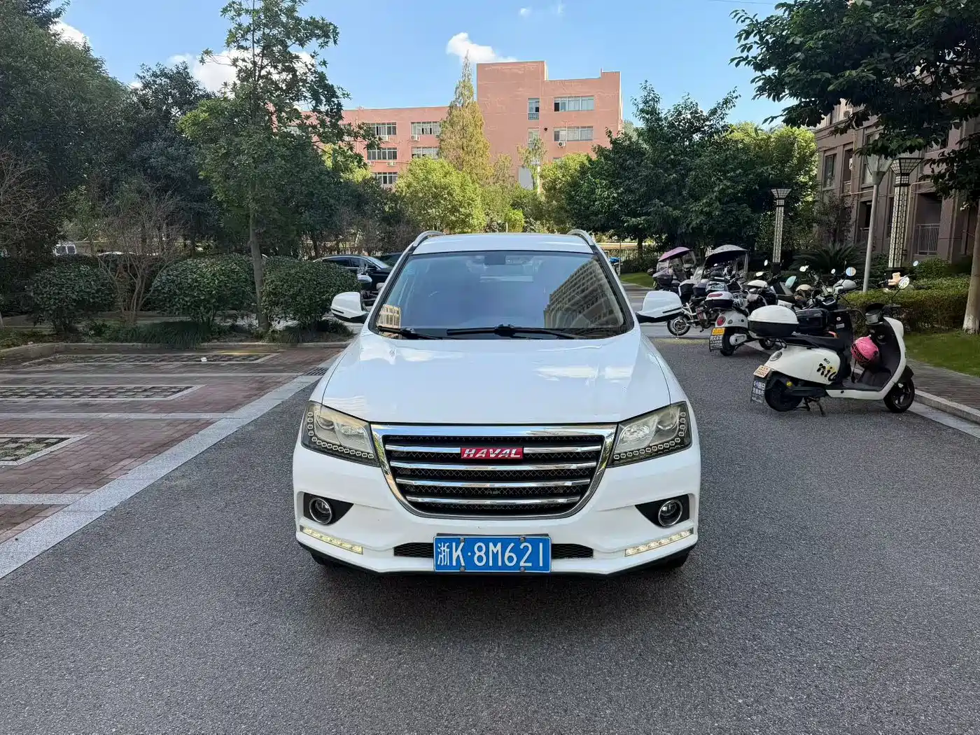 Haval H2 2015 2014 1.5T Manual 2WD Elite Edition