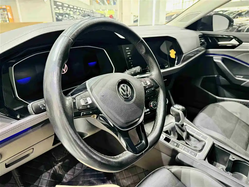Volkswagen Sagitar 2021 280TSI DSG 30th Anniversary Edition фото 13