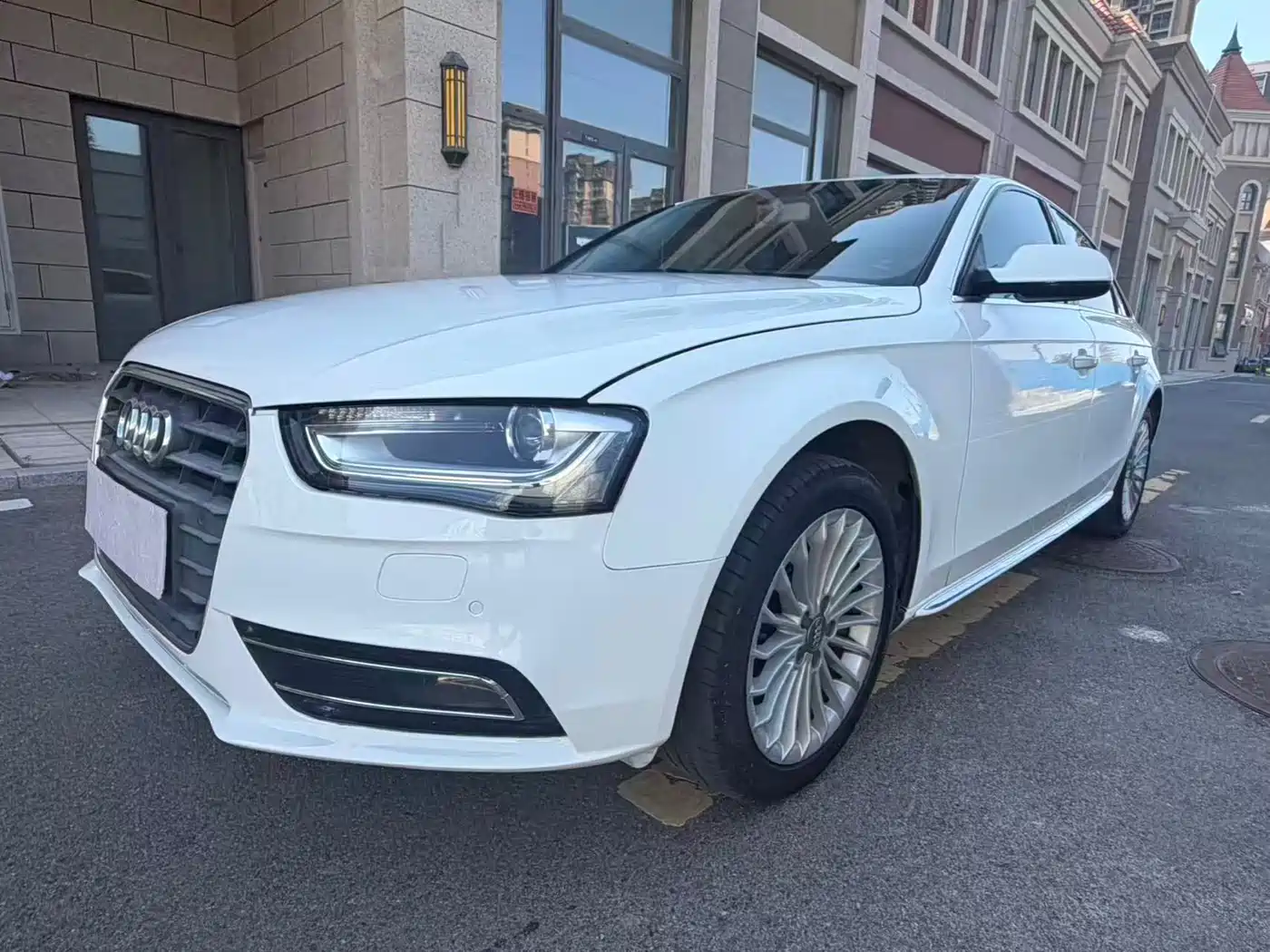 Audi A4L 2016 35 TFSI Collector's Edition Automatic Standard