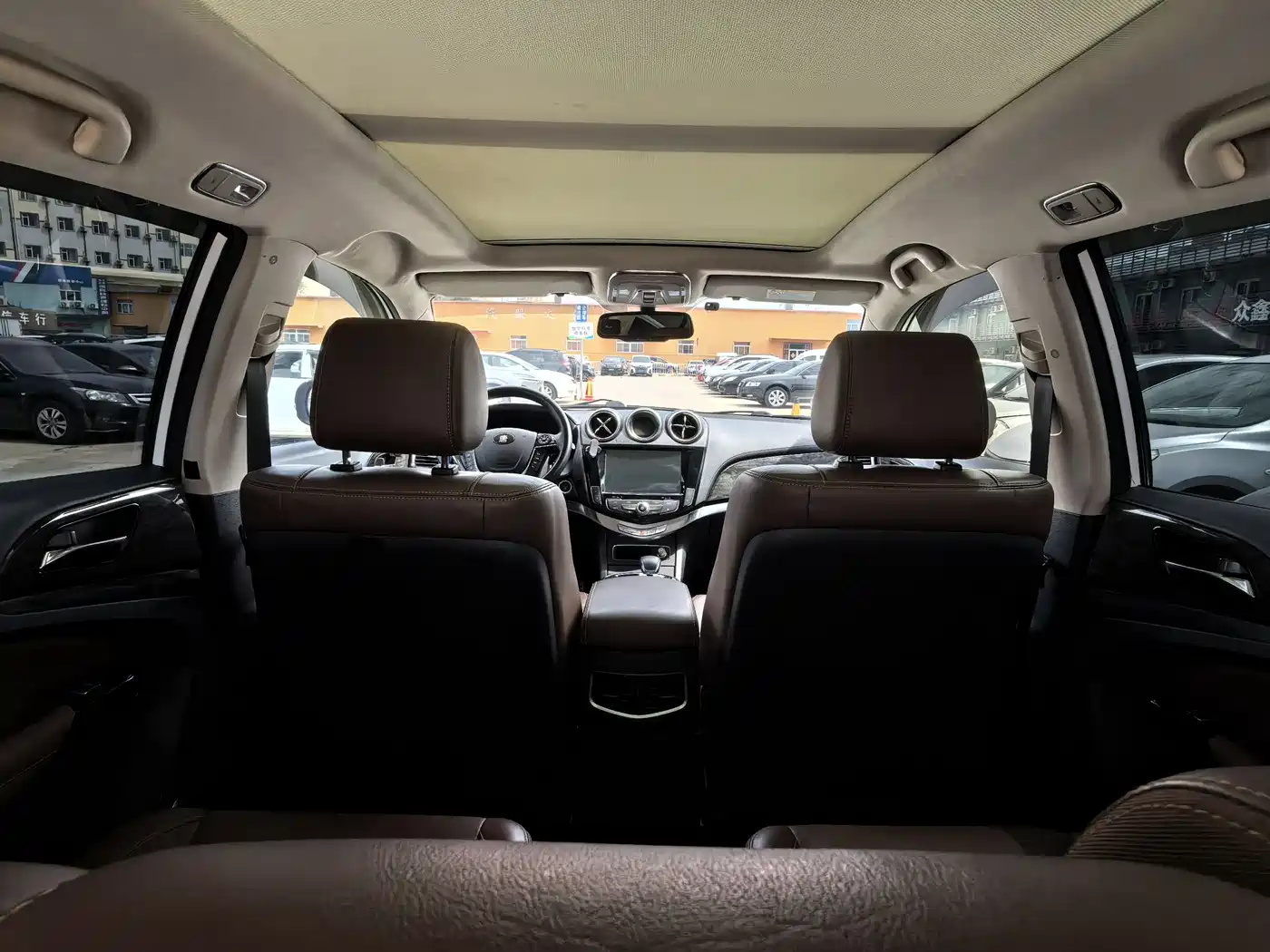 BYD Tang New Energy 2015 2.0T 4WD Flagship фото 10