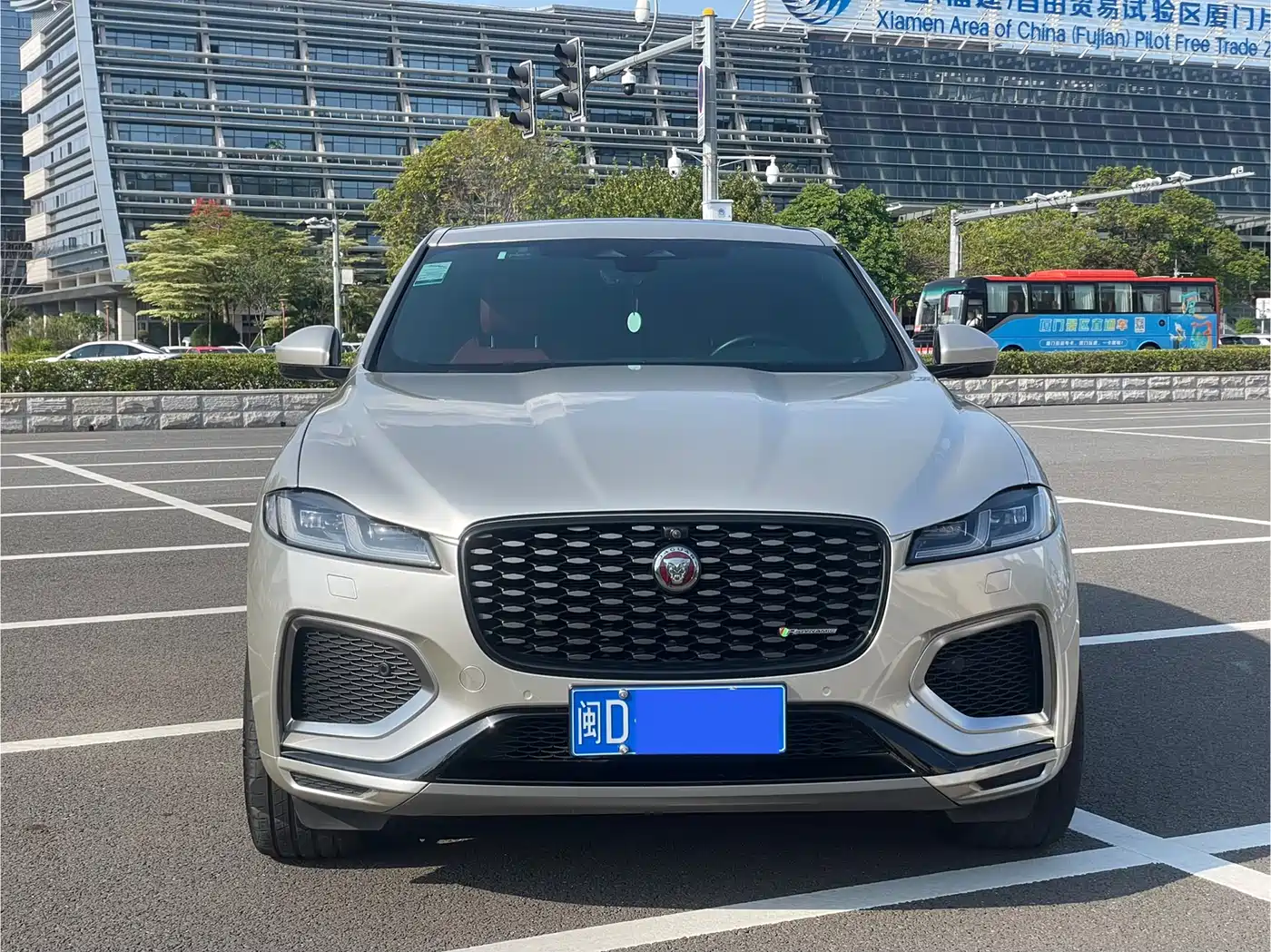 Jaguar F-PACE 2022 Model P340 R-Dynamic SE фото 2
