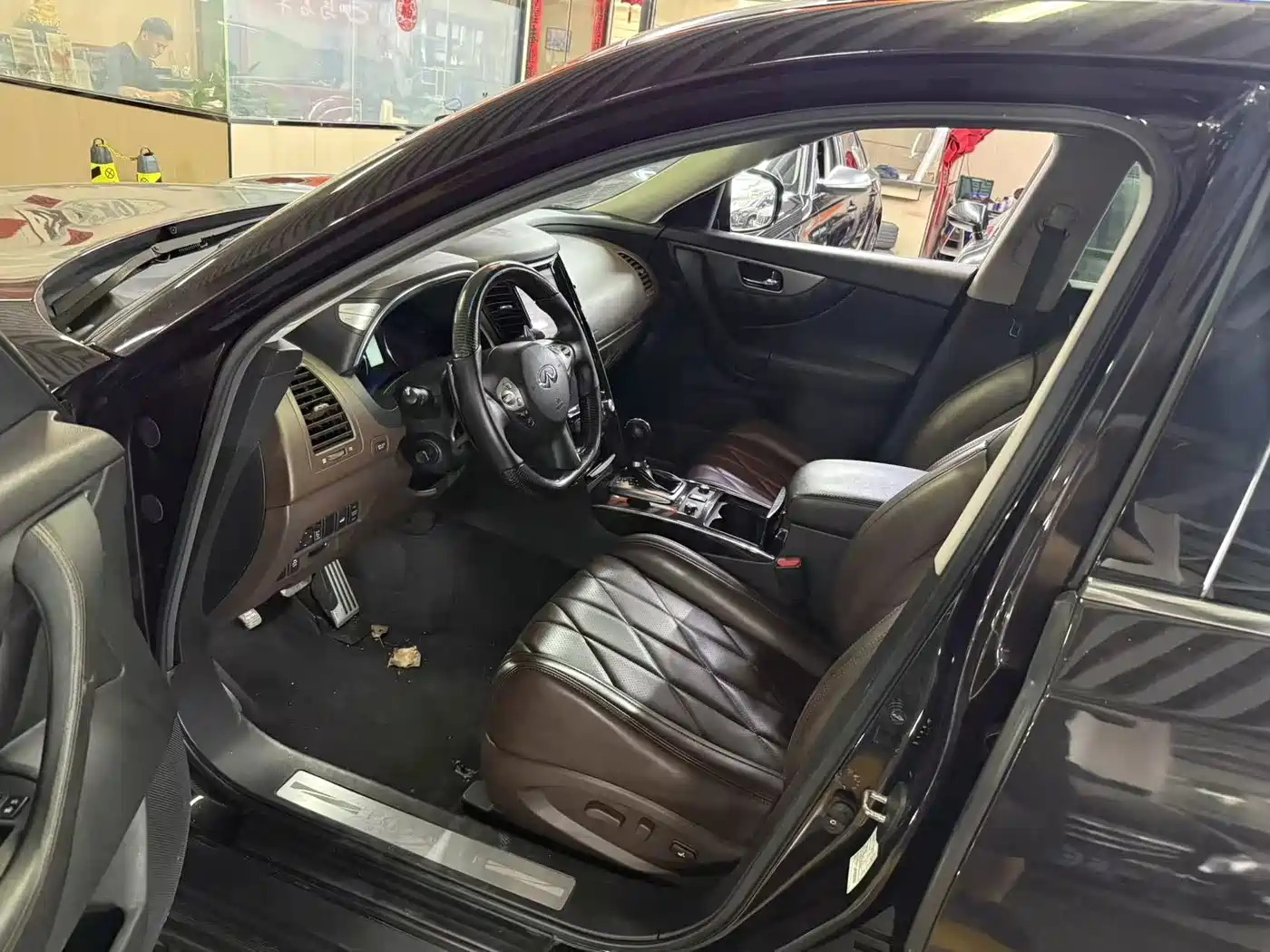 Infiniti FX 2012 2013 FX37 Standard Edition
