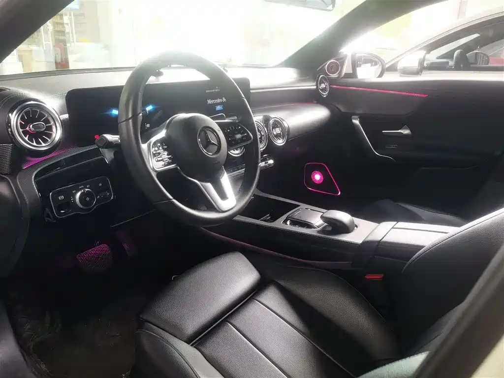 MERCEDES-BENZ CLASS A