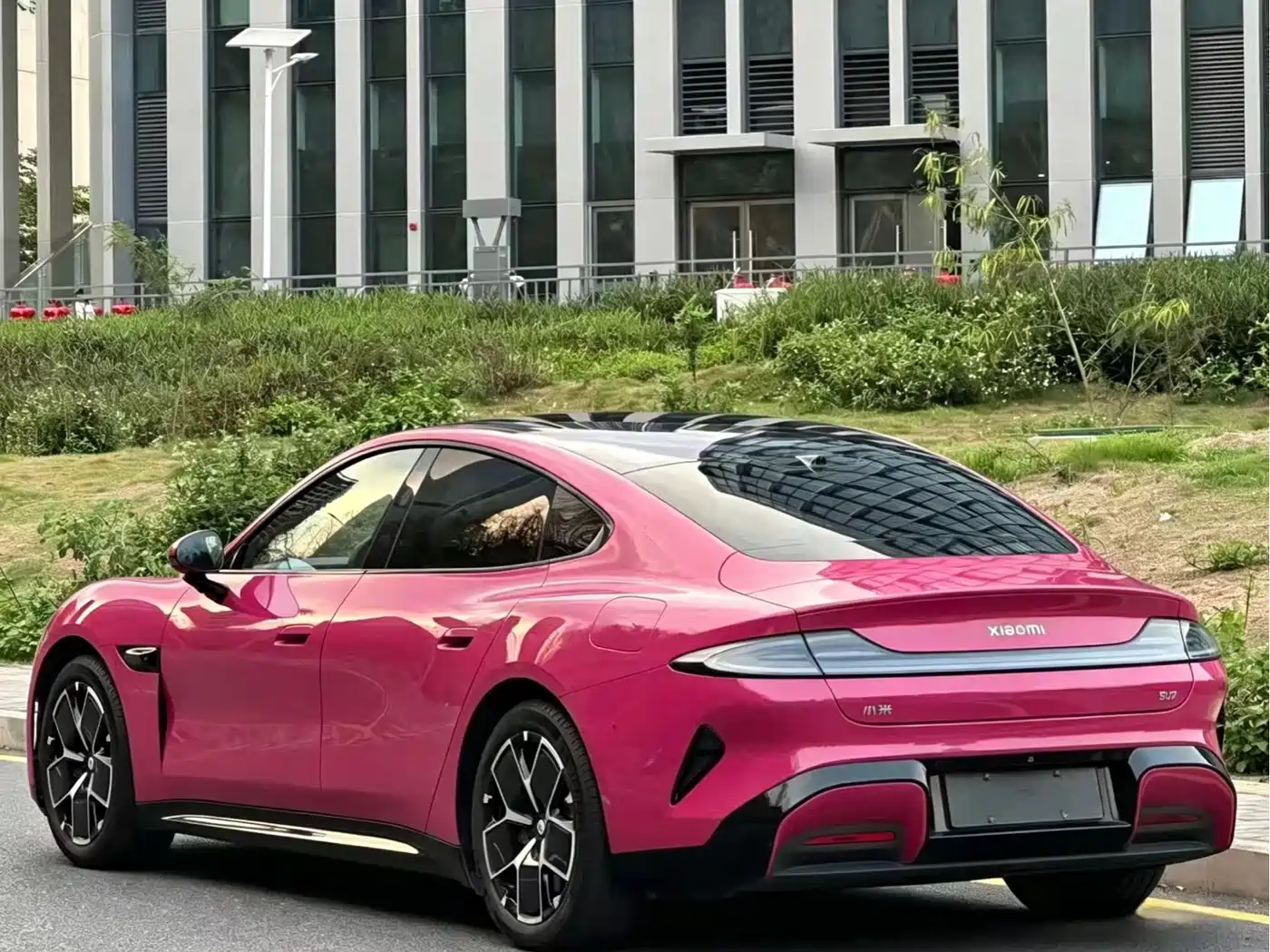 XIAOMI CAR XIAOMI SU7