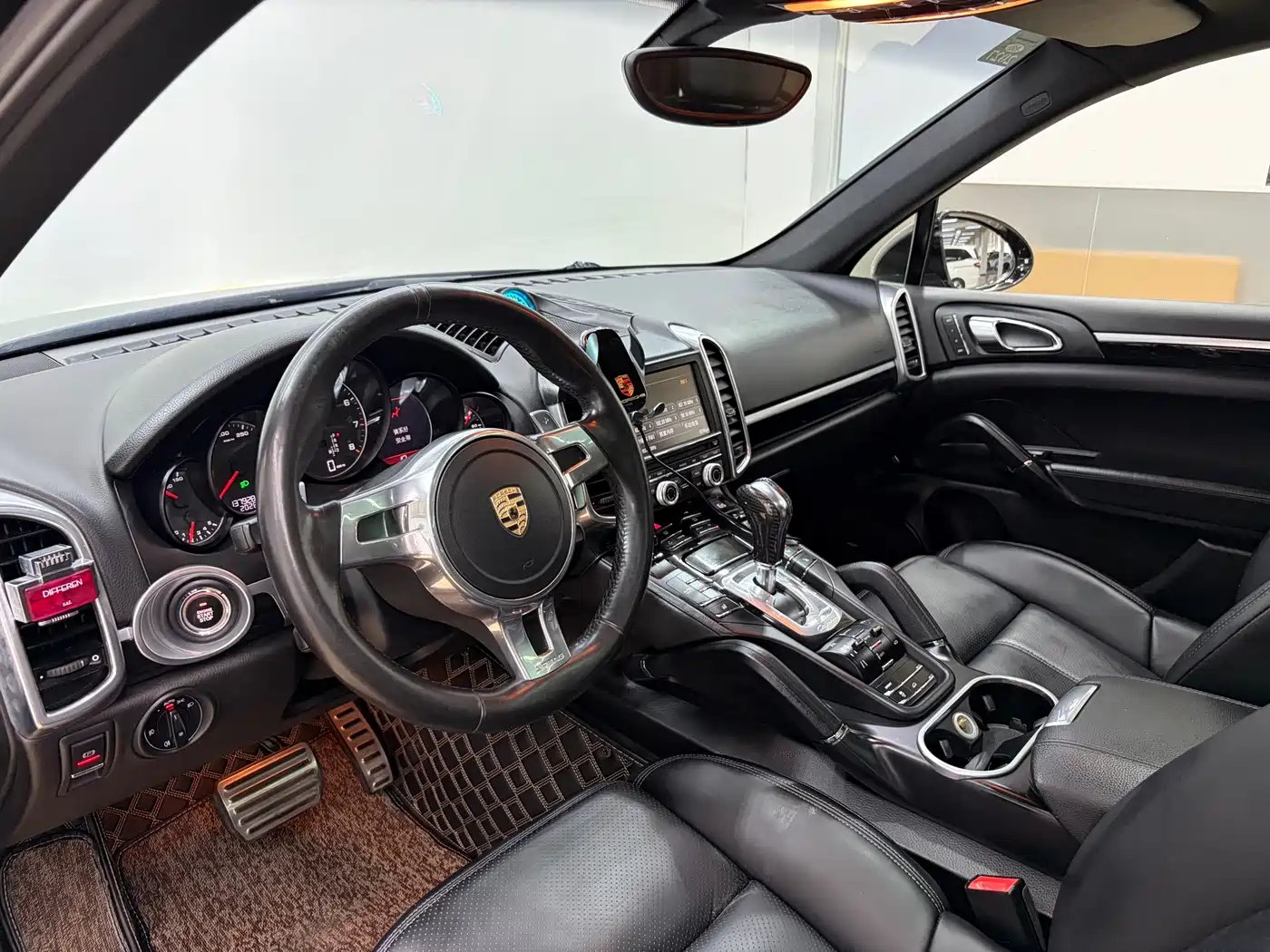 Porsche Cayenne 2011 Cayenne 3.0T фото 4
