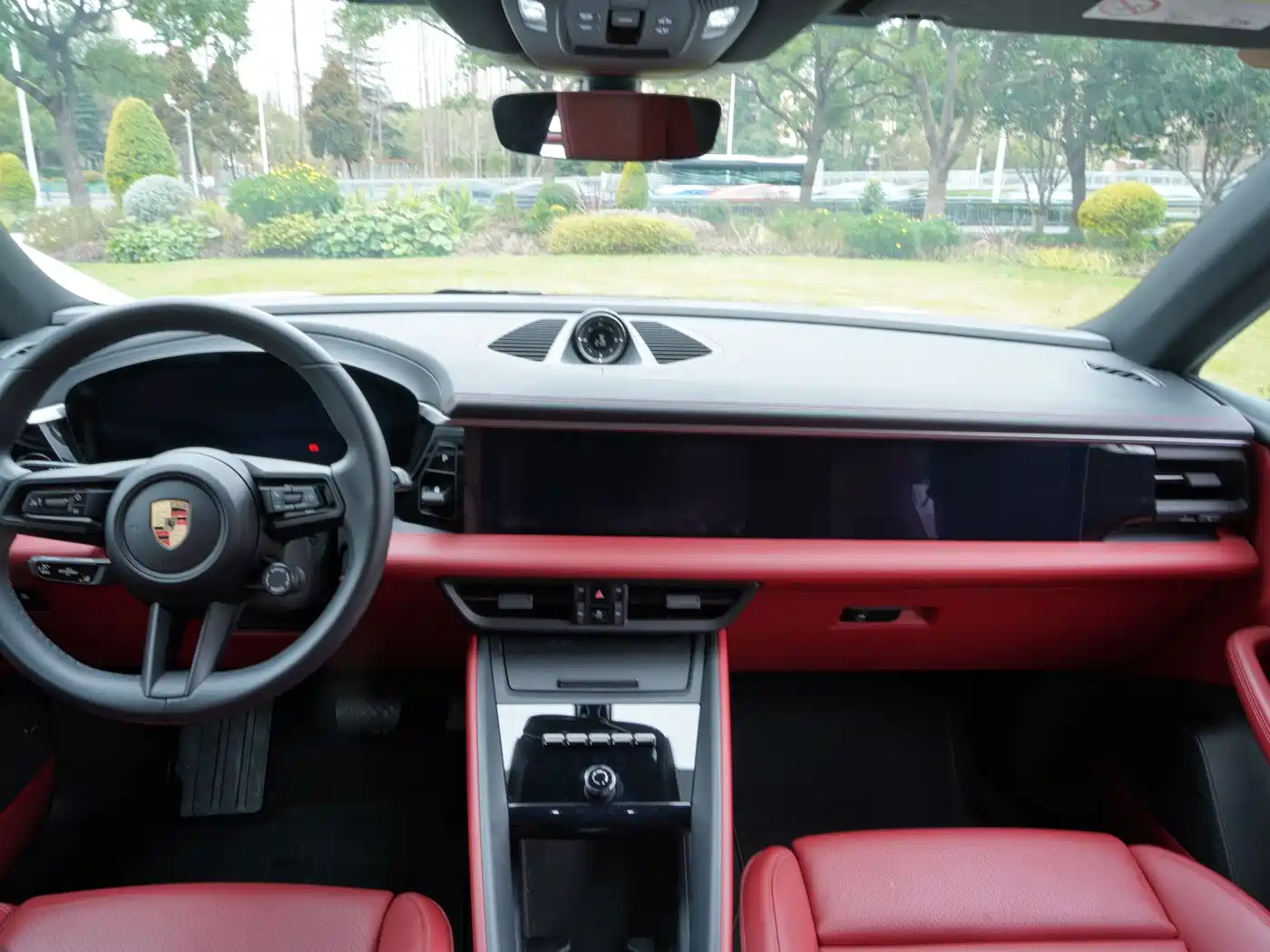 PORSCHE MACAN NEW ENERGY