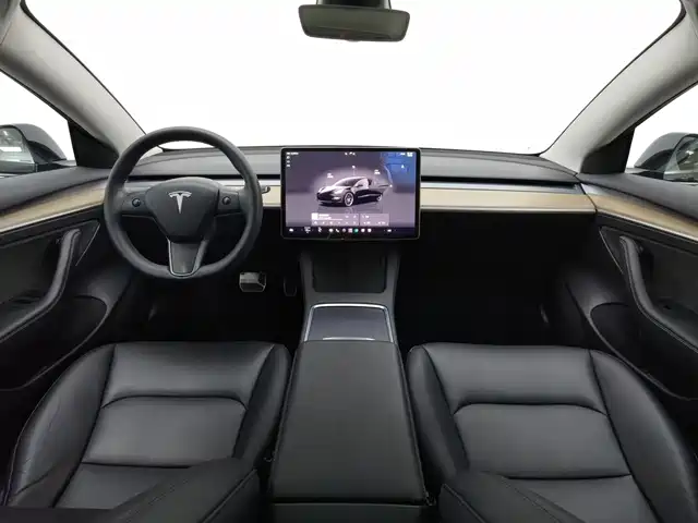 Tesla Model 3 2022 Model Rear-Wheel Drive Version — фото 5