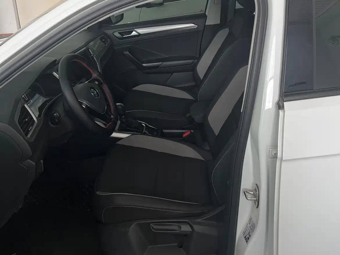 Volkswagen T-ROC 2020 280TSI DSG 2WD Progressive фото 8