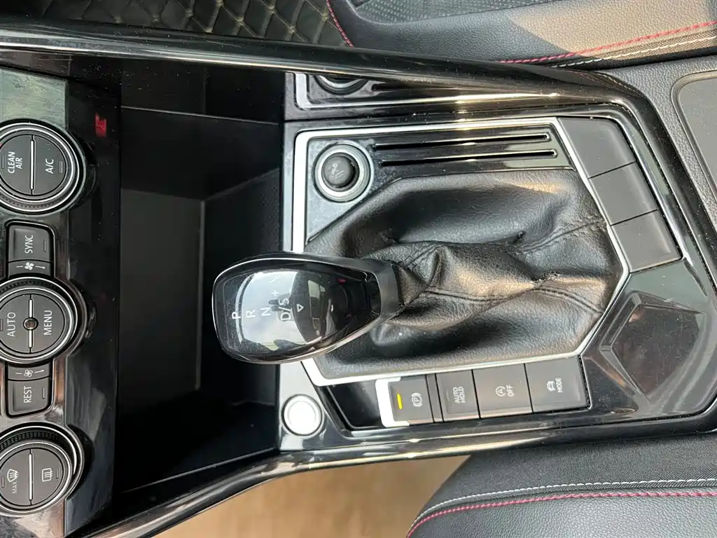 Volkswagen Tayron 2019 330TSI 2WD Luxury China V фото 11