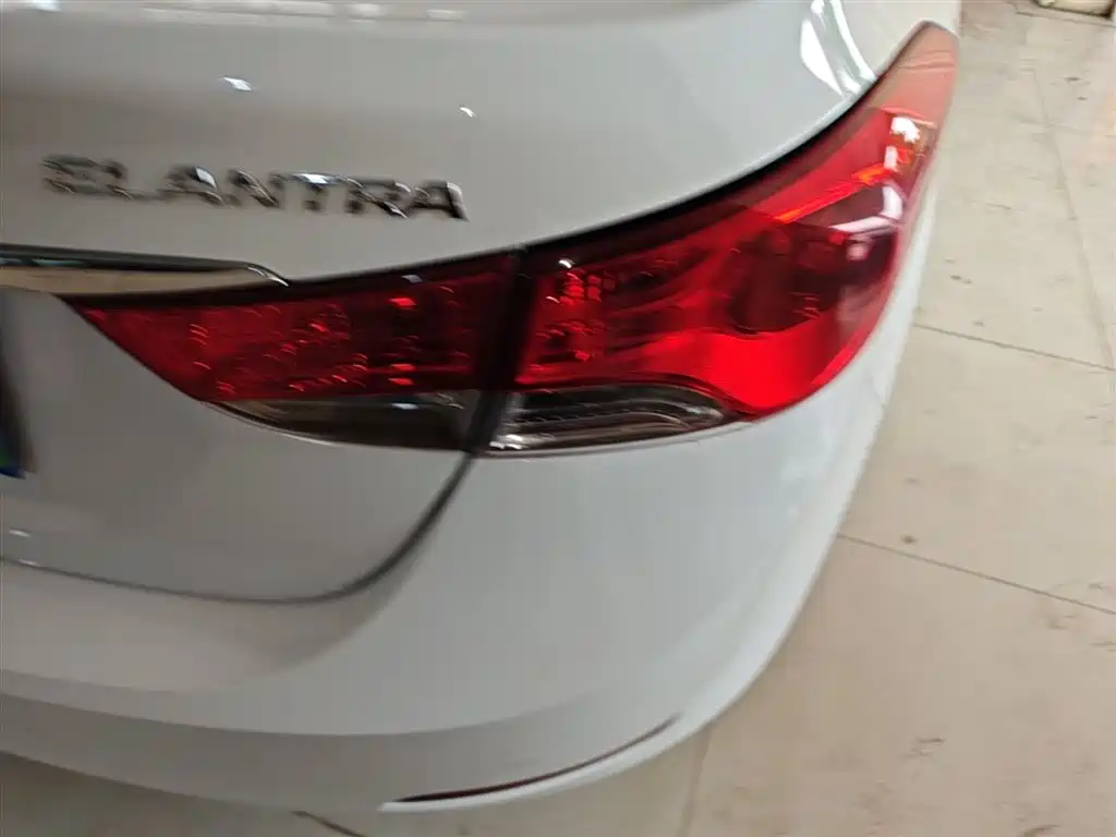 Hyundai Langdong 2015 1.6L Auto Premium фото 8