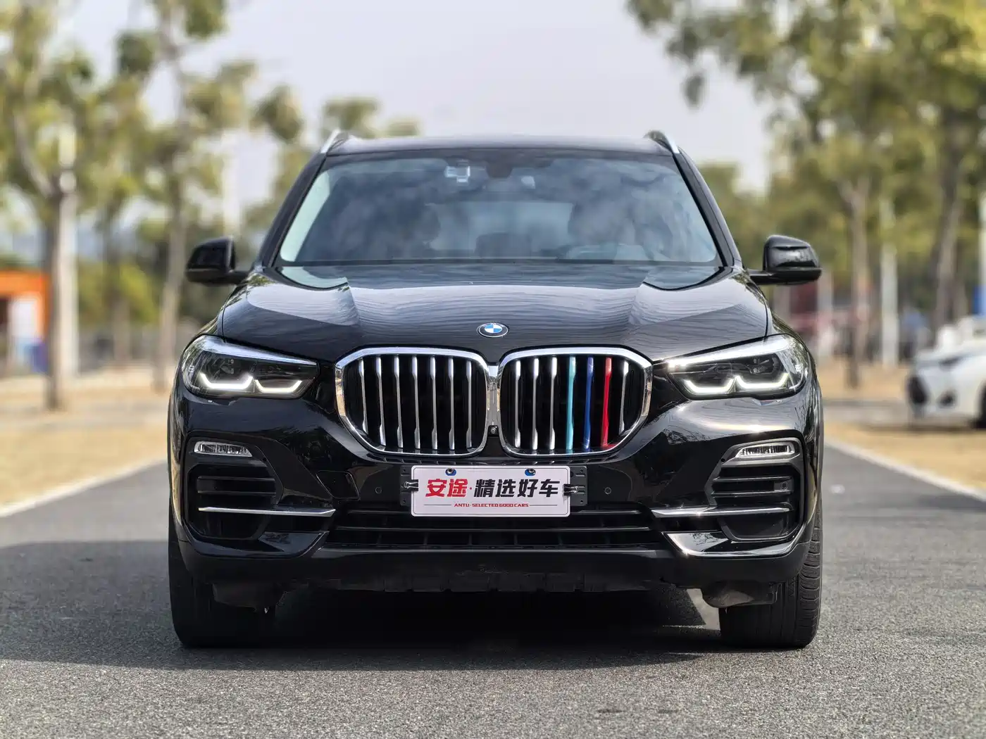 BMW X5 (Import) 2020 xDrive40i M Sport Package фото 2