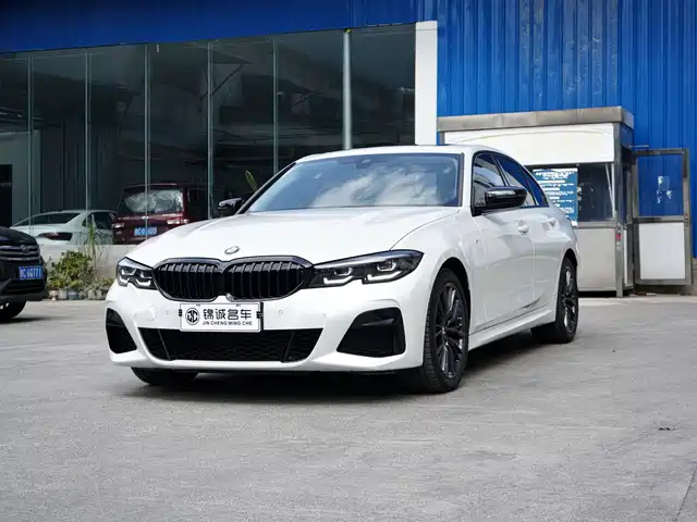 BMW 3 Series 2022