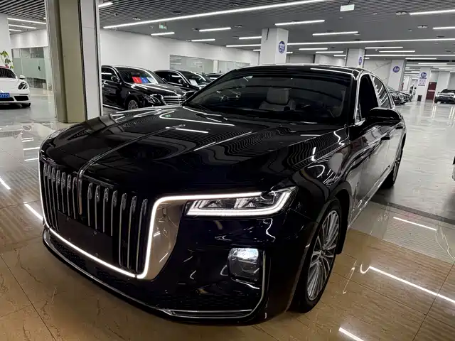 Hongqi H9 2022 2.0T Smart Connect Flag Smooth Edition