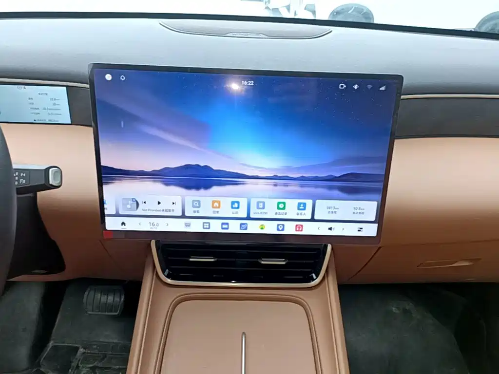 Dongfeng Aeolus L8 2025 2025 Plug-in Hybrid