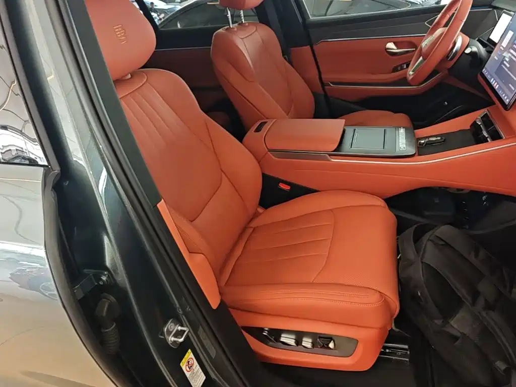 BYD Tang L 2025 2025 DM 175KM Drone Player Edition