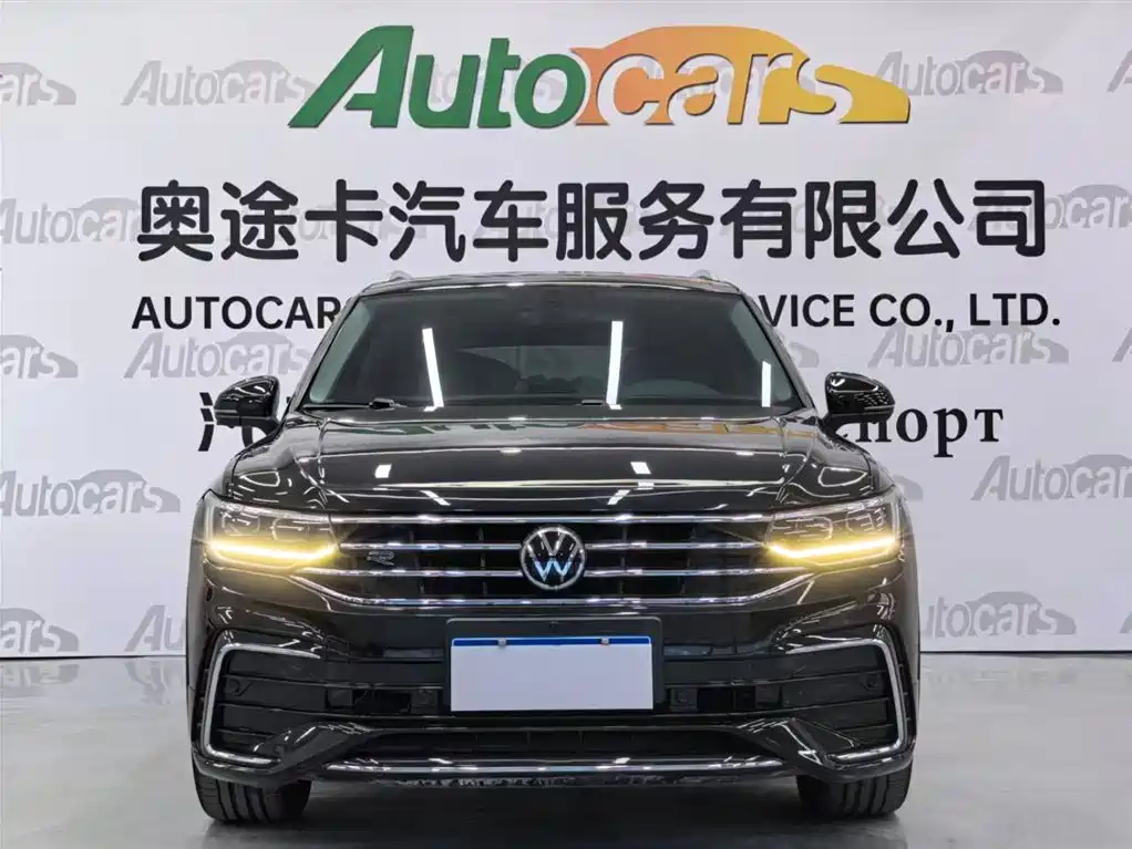 Volkswagen Tiguan L 2022 330TSI Auto 2WD R-Line Premium Edition фото 2