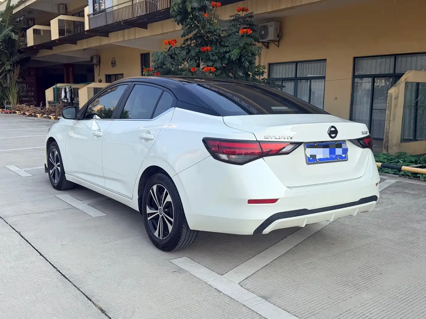 Nissan SYLPHY, миниатюра 5