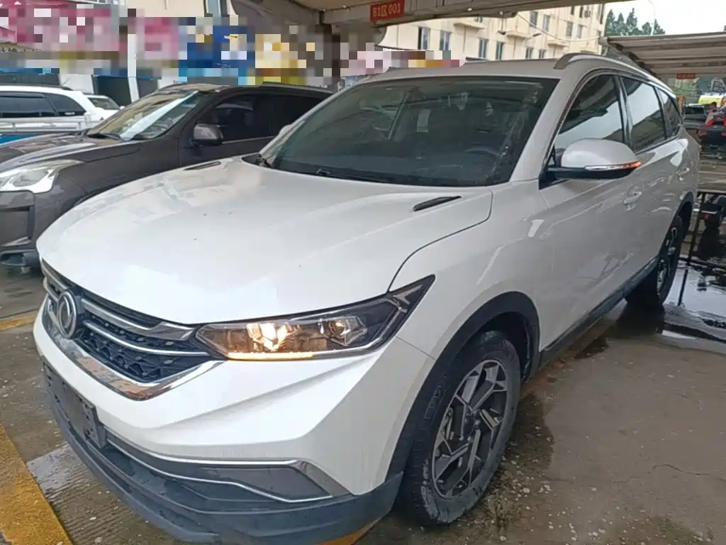 Dongfeng Aeolus Dongfeng Fengshen AX7 2021 2021 1.6T Automatic Premium Edition