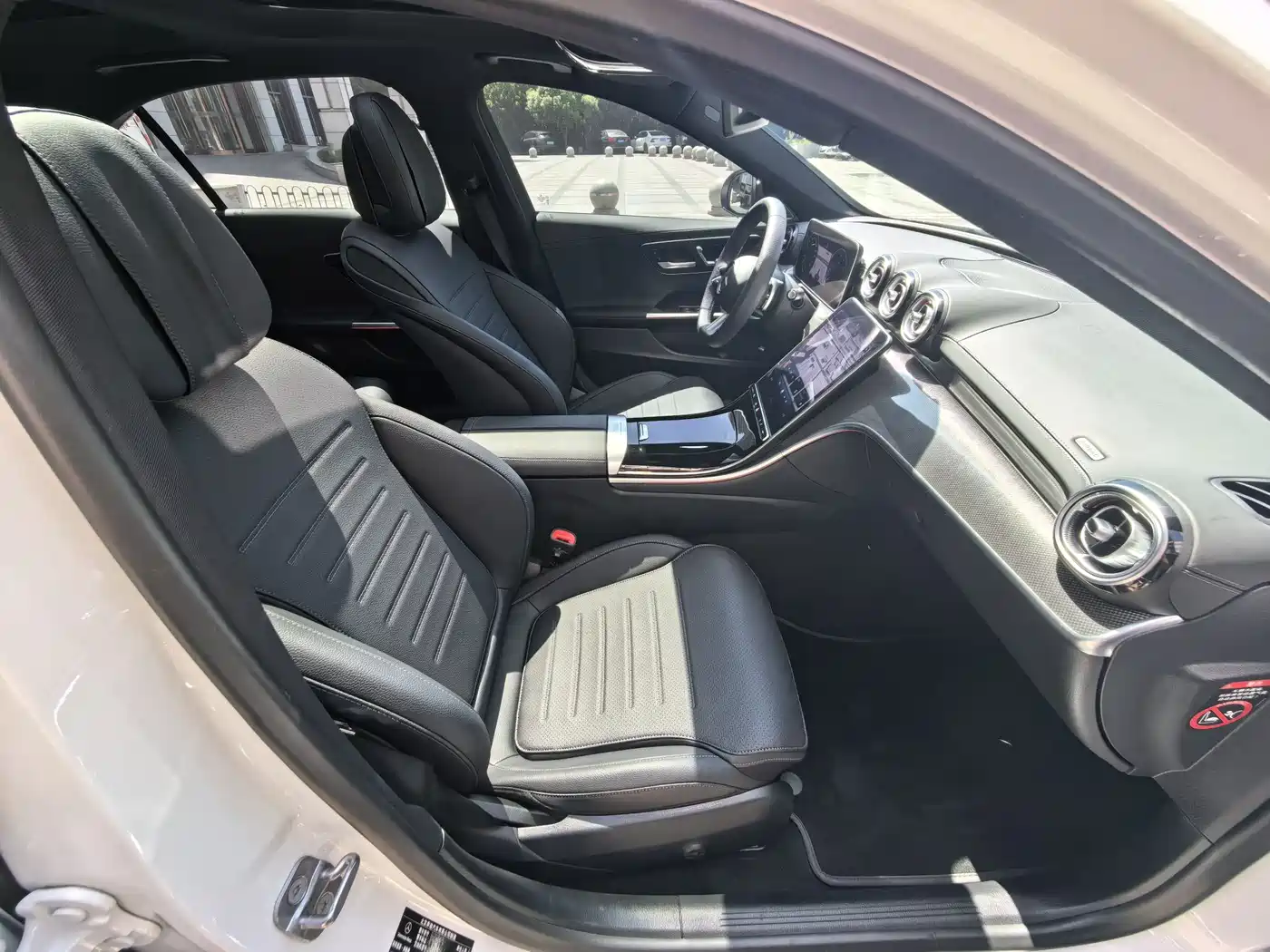 Mercedes-Benz C-Class 2024 Second Facelift C 260 L Night Edition Sport фото 11
