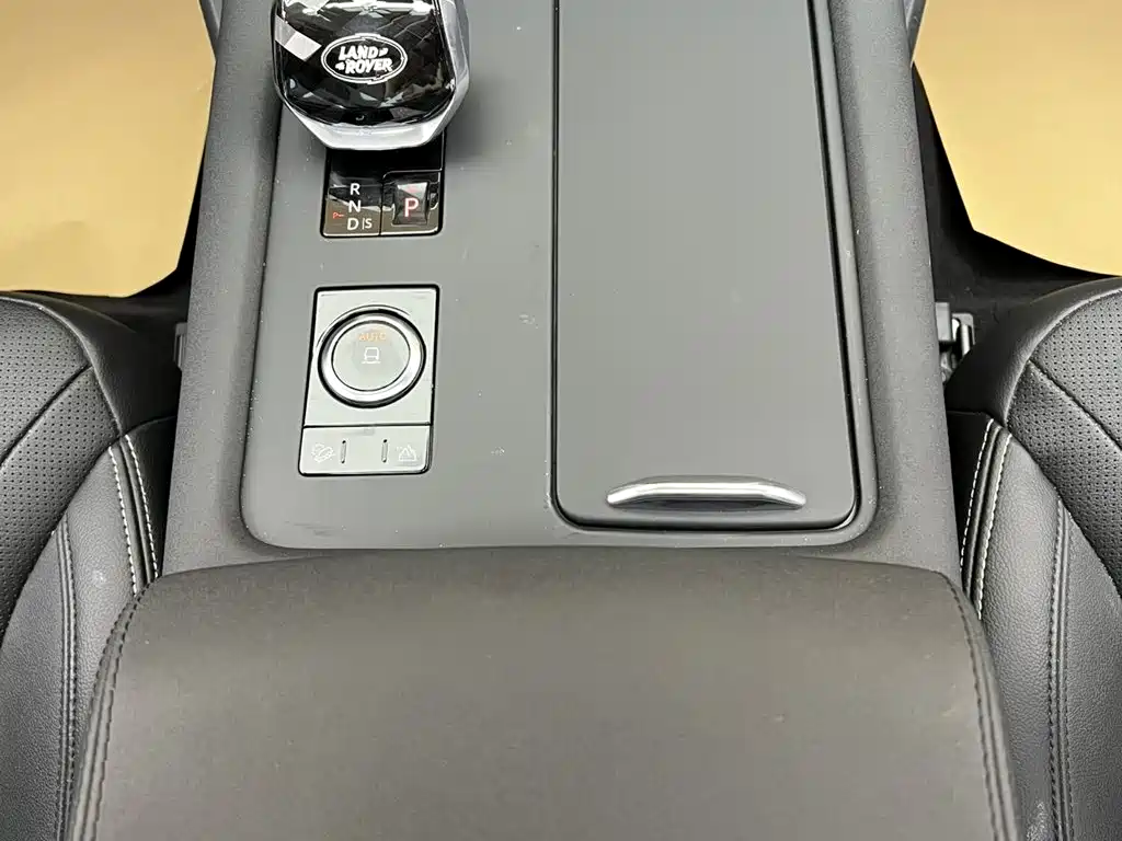 Land Rover Discovery 2024 2024 Model 360PS S