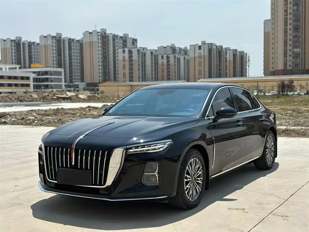 Hongqi H5 2024 2.0T Automatic Smart Connect Flag Enjoy Edition