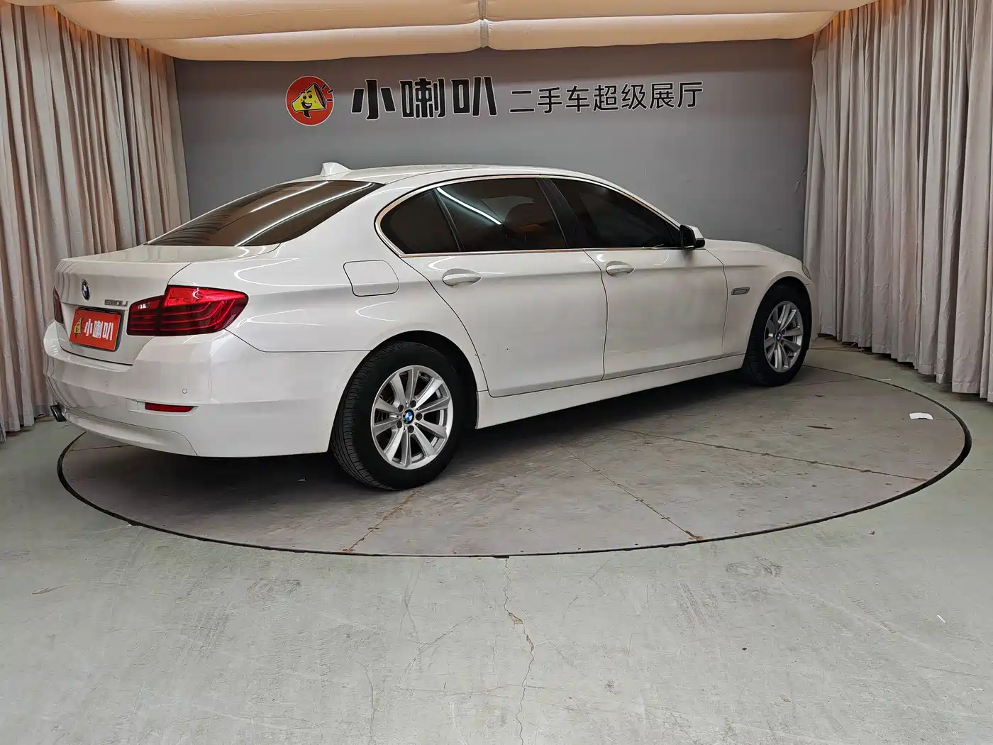 BMW 5 Series 2017 520Li Classic Edition фото 21